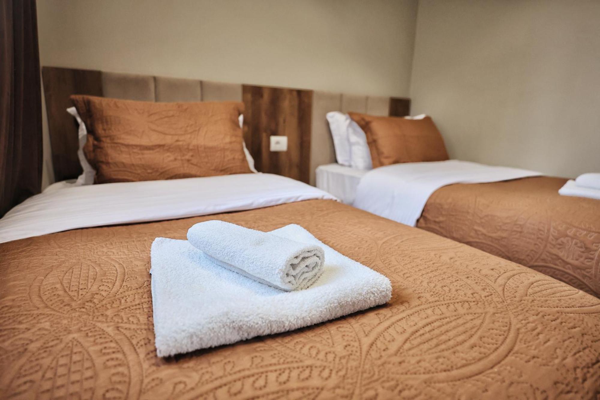 Vila Casablanca - Boutique Hotel & Restaurant Σκόδρα Εξωτερικό φωτογραφία