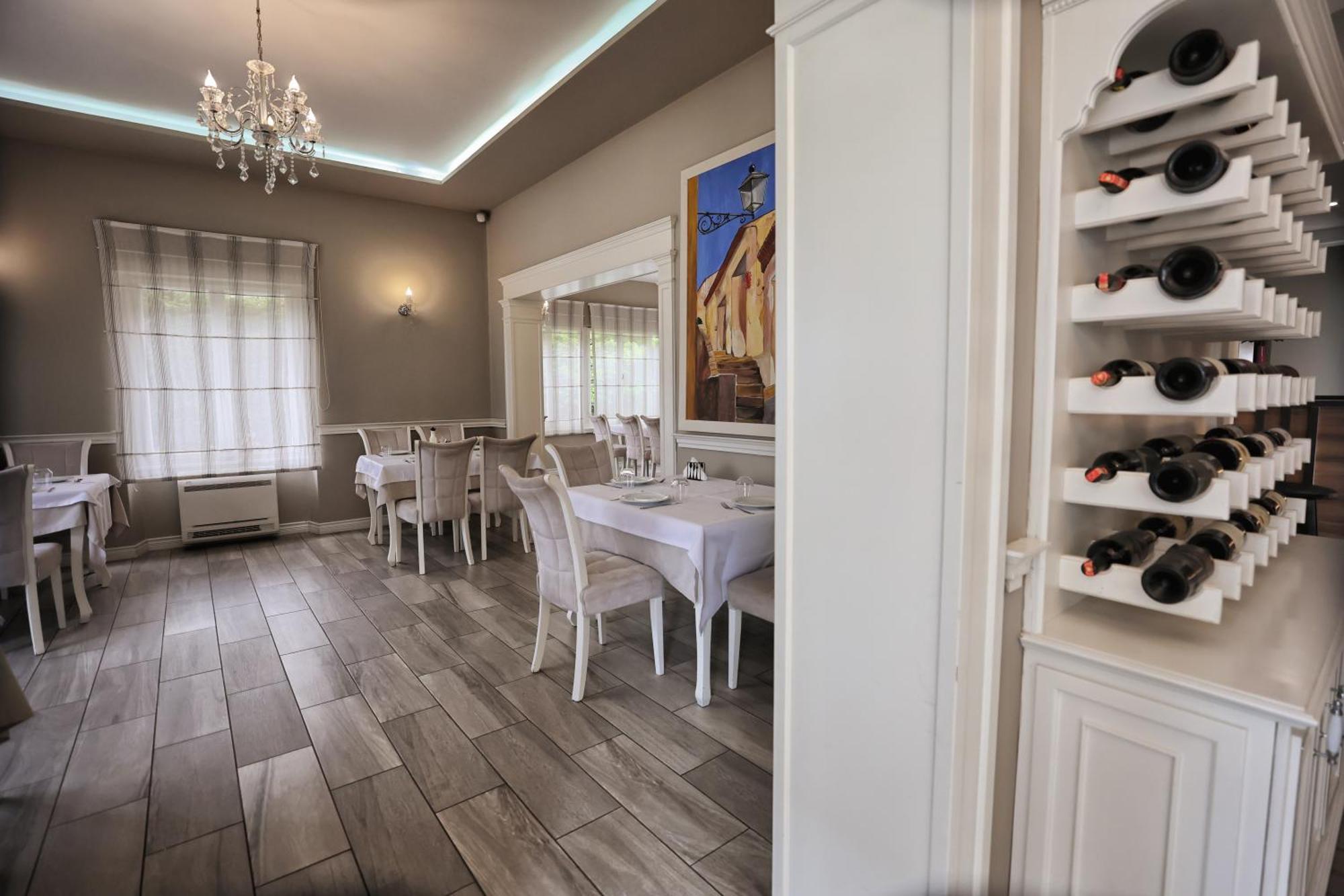 Vila Casablanca - Boutique Hotel & Restaurant Σκόδρα Εξωτερικό φωτογραφία