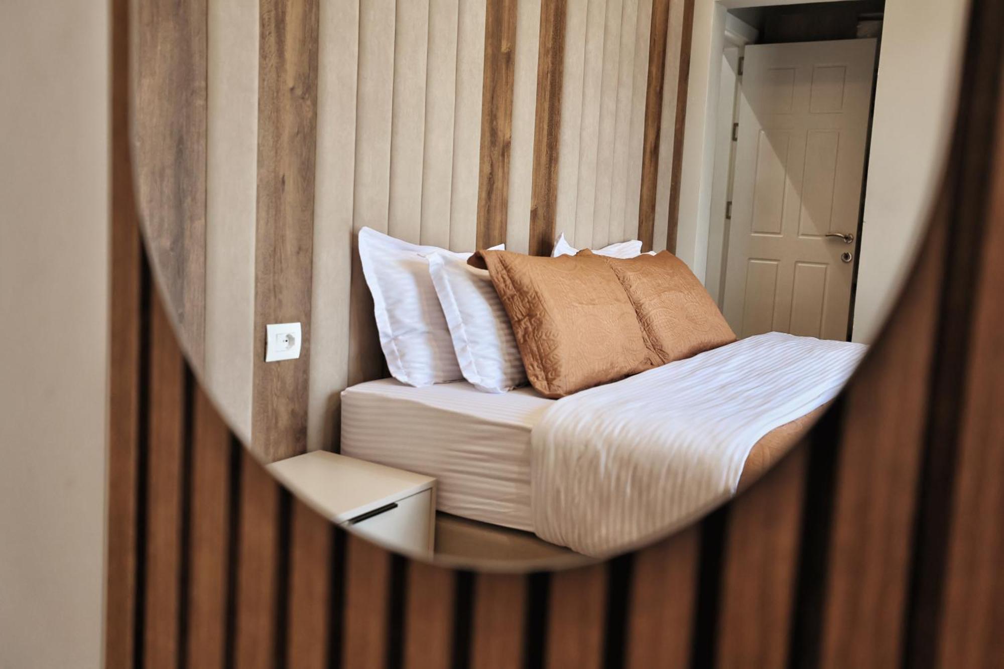 Vila Casablanca - Boutique Hotel & Restaurant Σκόδρα Εξωτερικό φωτογραφία