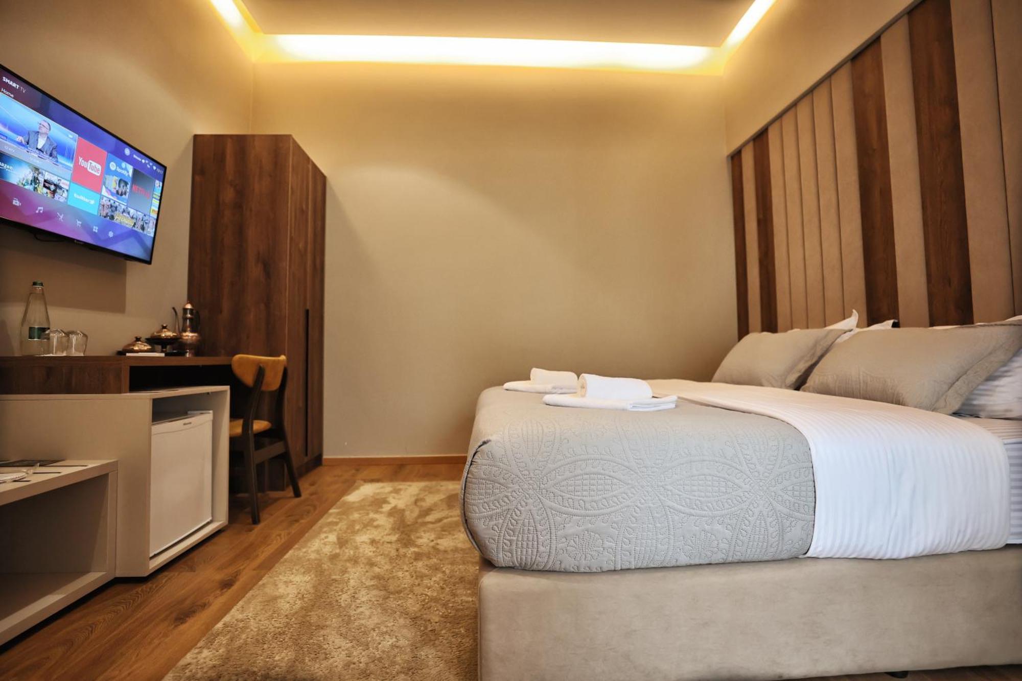 Vila Casablanca - Boutique Hotel & Restaurant Σκόδρα Εξωτερικό φωτογραφία