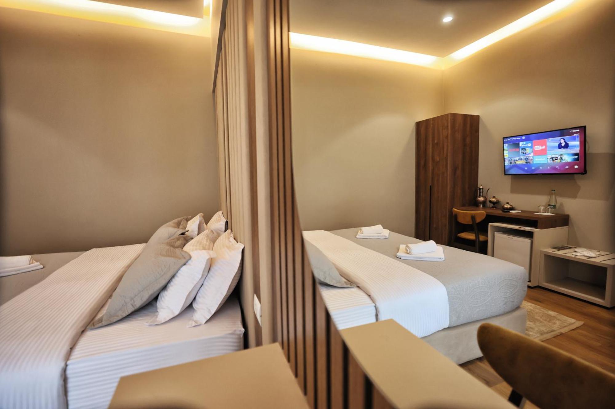 Vila Casablanca - Boutique Hotel & Restaurant Σκόδρα Εξωτερικό φωτογραφία